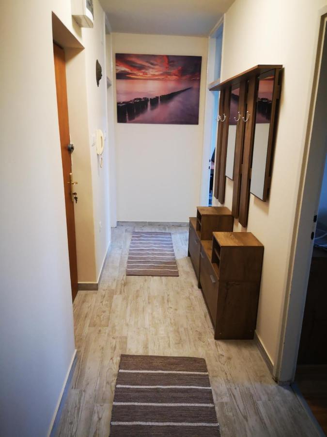 Apartman Petrovic City Center Трогир Экстерьер фото